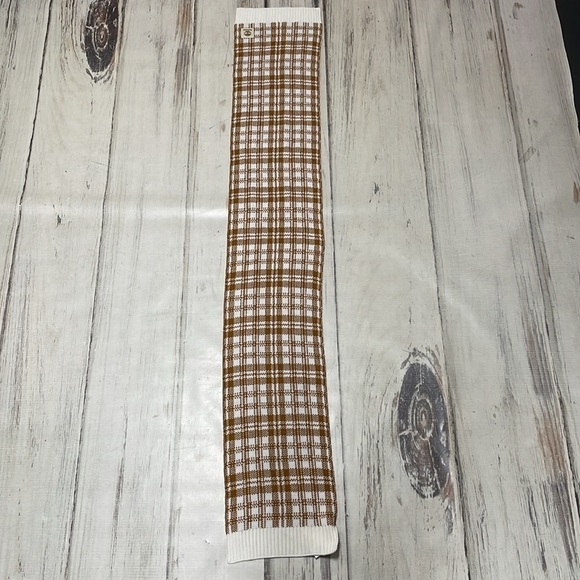 Timberland Scarf Women's One Size Cream Gold NWT Plaid - Picture 7 of 12
